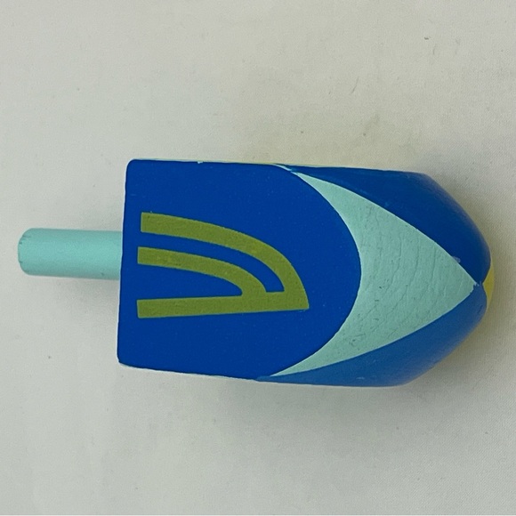 Larger Unbranded Wooden Green And Blue Hanukkah Dreidel - Picture 6 of 16